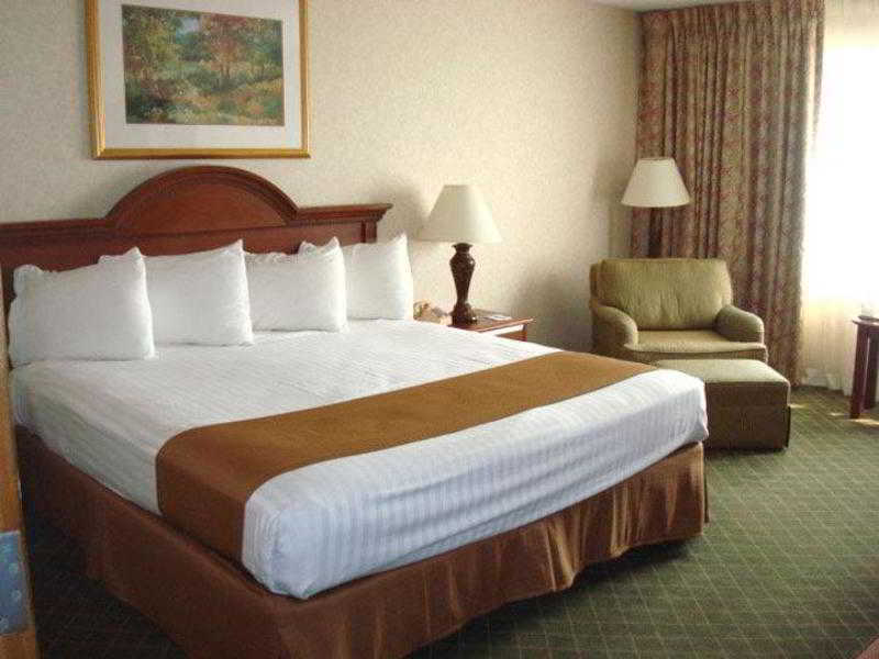 Best Western Gateway Adirondack Inn Utica Habitación foto