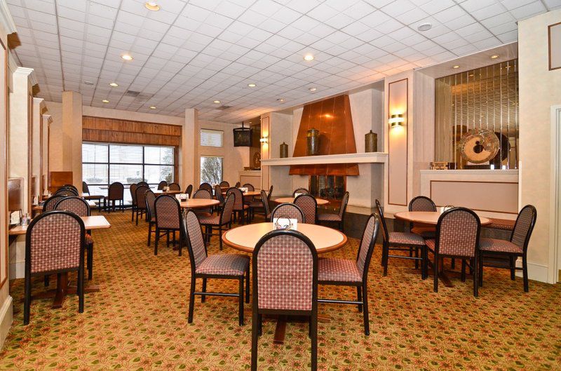Best Western Gateway Adirondack Inn Utica Restaurante foto